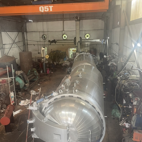 Nồi hấp 10m3 - 10 at đóng mở bằng thủy lực